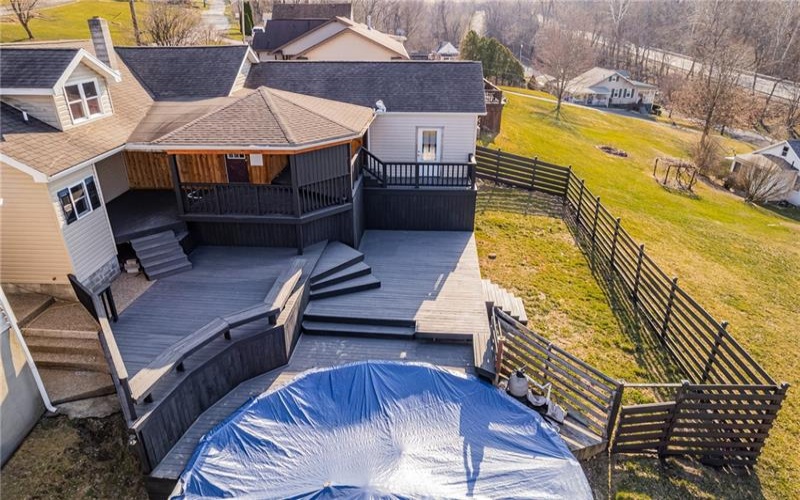 223 Emerson Ln, Uniontown, 15401, 4 Bedrooms Bedrooms, ,2.1 BathroomsBathrooms,Residential,For Sale,Emerson Ln,1692969