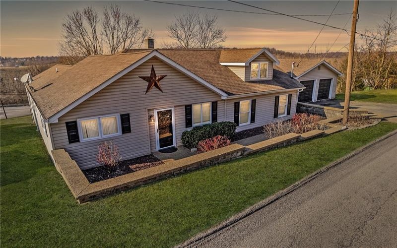 223 Emerson Ln, Uniontown, 15401, 4 Bedrooms Bedrooms, ,2.1 BathroomsBathrooms,Residential,For Sale,Emerson Ln,1692969