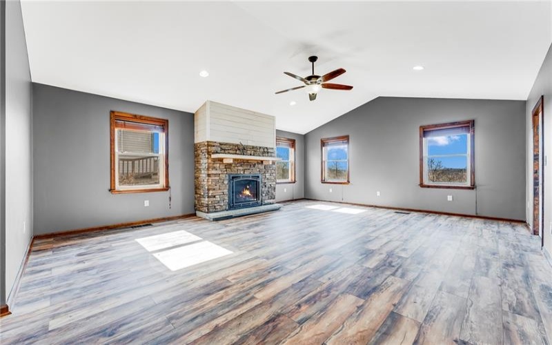 223 Emerson Ln, Uniontown, 15401, 4 Bedrooms Bedrooms, ,2.1 BathroomsBathrooms,Residential,For Sale,Emerson Ln,1692969