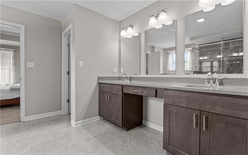 259 Lily Ridge Dr, Canonsburg, 15317, 4 Bedrooms Bedrooms, 9 Rooms Rooms,2.2 BathroomsBathrooms,Residential,For Sale,Lily Ridge Dr,1695781