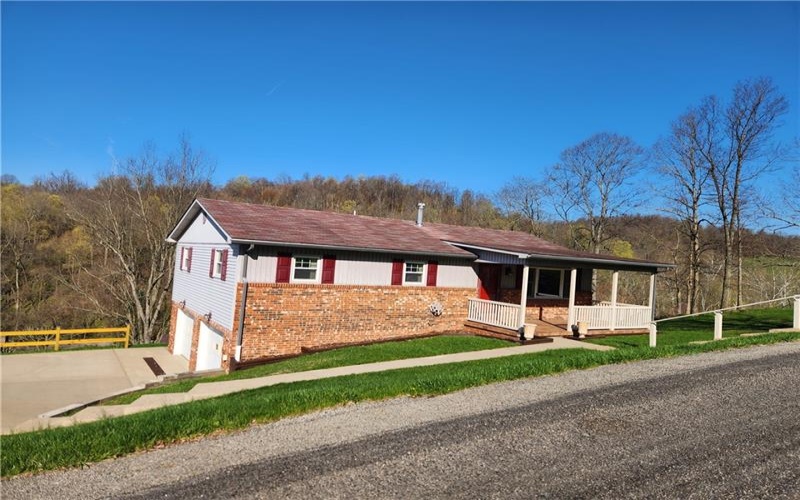 935 Woodland Ave, Waynesburg, 15370, 3 Bedrooms Bedrooms, 7 Rooms Rooms,1.2 BathroomsBathrooms,Residential,For Sale,Woodland Ave,1695793