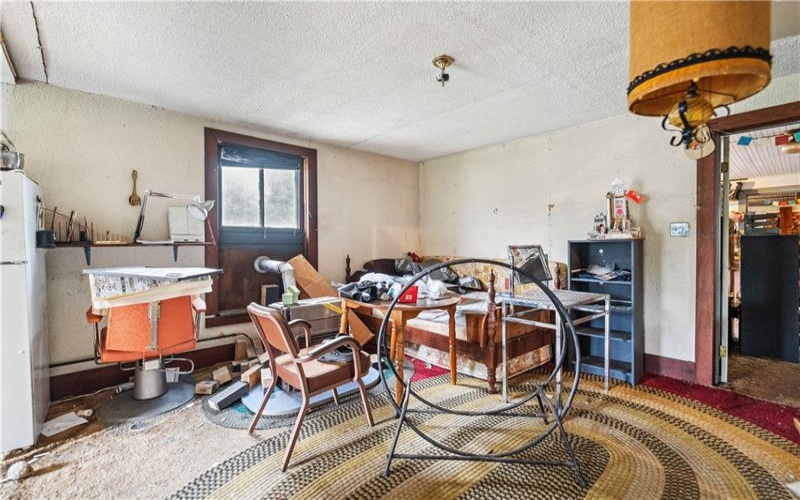 605 LONE PINE ROAD, Washington, 15301, 3 Bedrooms Bedrooms, 9 Rooms Rooms,2 BathroomsBathrooms,Residential,For Sale,LONE PINE ROAD,1674618