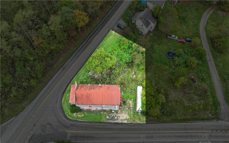 605 LONE PINE ROAD, Washington, 15301, 3 Bedrooms Bedrooms, 9 Rooms Rooms,2 BathroomsBathrooms,Residential,For Sale,LONE PINE ROAD,1674618