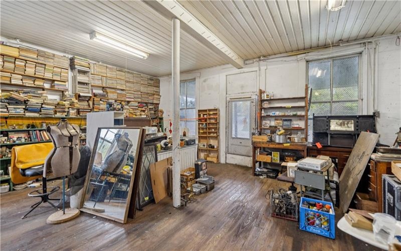 605 LONE PINE ROAD, Washington, 15301, 3 Bedrooms Bedrooms, 9 Rooms Rooms,2 BathroomsBathrooms,Residential,For Sale,LONE PINE ROAD,1674618