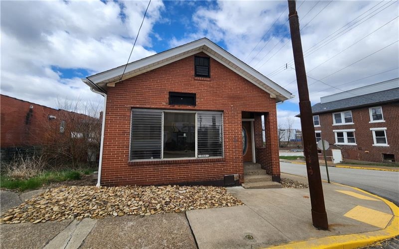333 Brinton Ave, Trafford, 15085, ,Commercial-industrial-business,For Sale,Brinton Ave,1696483
