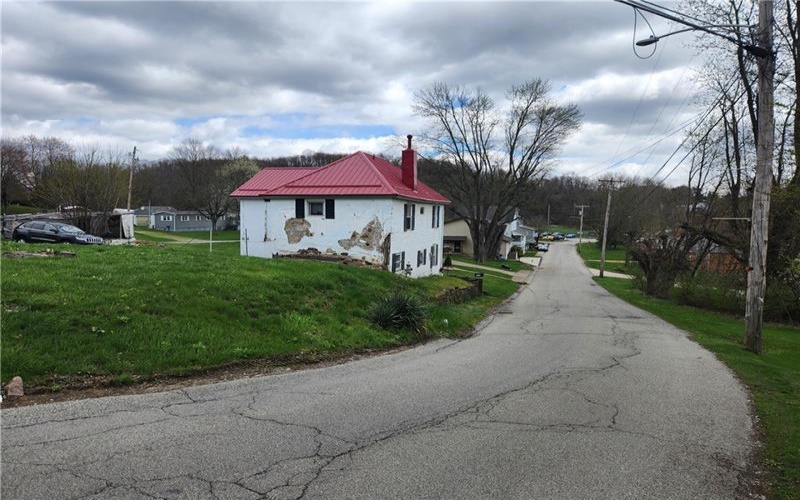 2667 Puckety Dr, Export, 15632, 3 Bedrooms Bedrooms, ,Residential,For Sale,Puckety Dr,1696495