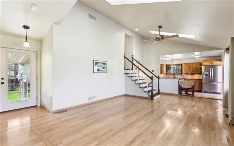 707 Golden Ridge Dr, Somerset, 15501, 3 Bedrooms Bedrooms, 9 Rooms Rooms,2 BathroomsBathrooms,Residential,For Sale,Golden Ridge Dr,1696460