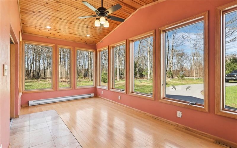 707 Golden Ridge Dr, Somerset, 15501, 3 Bedrooms Bedrooms, 9 Rooms Rooms,2 BathroomsBathrooms,Residential,For Sale,Golden Ridge Dr,1696460