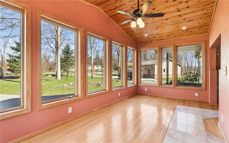 707 Golden Ridge Dr, Somerset, 15501, 3 Bedrooms Bedrooms, 9 Rooms Rooms,2 BathroomsBathrooms,Residential,For Sale,Golden Ridge Dr,1696460