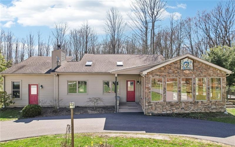 707 Golden Ridge Dr, Somerset, 15501, 3 Bedrooms Bedrooms, 9 Rooms Rooms,2 BathroomsBathrooms,Residential,For Sale,Golden Ridge Dr,1696460