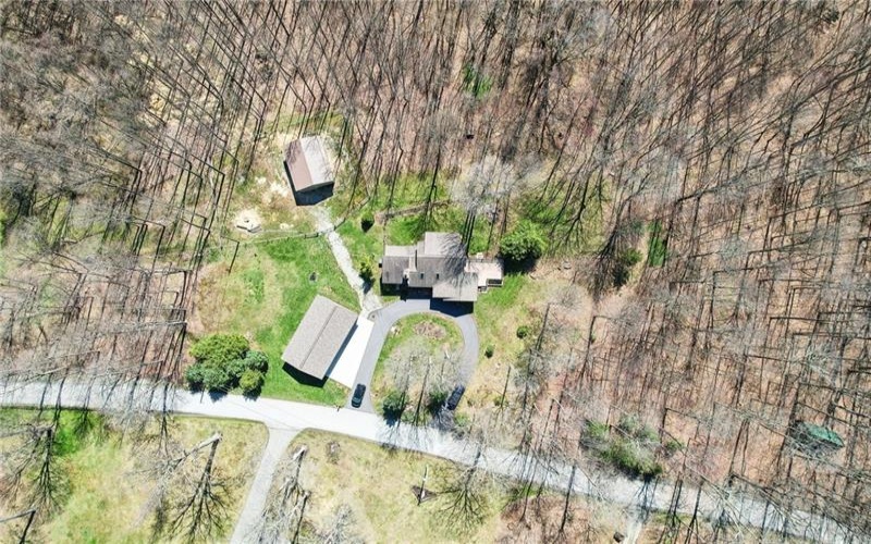 707 Golden Ridge Dr, Somerset, 15501, 3 Bedrooms Bedrooms, 9 Rooms Rooms,2 BathroomsBathrooms,Residential,For Sale,Golden Ridge Dr,1696460