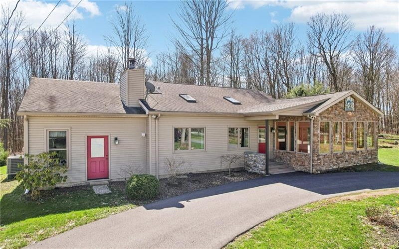 707 Golden Ridge Dr, Somerset, 15501, 3 Bedrooms Bedrooms, 9 Rooms Rooms,2 BathroomsBathrooms,Residential,For Sale,Golden Ridge Dr,1696460
