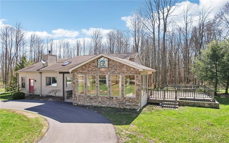 707 Golden Ridge Dr, Somerset, 15501, 3 Bedrooms Bedrooms, 9 Rooms Rooms,2 BathroomsBathrooms,Residential,For Sale,Golden Ridge Dr,1696460