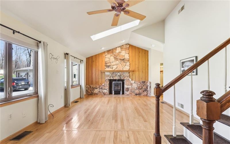 707 Golden Ridge Dr, Somerset, 15501, 3 Bedrooms Bedrooms, 9 Rooms Rooms,2 BathroomsBathrooms,Residential,For Sale,Golden Ridge Dr,1696460