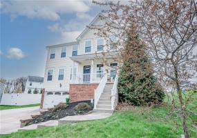605 Skyline Ct, Irwin, 15642, 4 Bedrooms Bedrooms, 11 Rooms Rooms,3.1 BathroomsBathrooms,Residential,For Sale,Skyline Ct,1696472