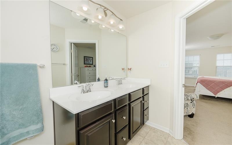 605 Skyline Ct, Irwin, 15642, 4 Bedrooms Bedrooms, 11 Rooms Rooms,3.1 BathroomsBathrooms,Residential,For Sale,Skyline Ct,1696472