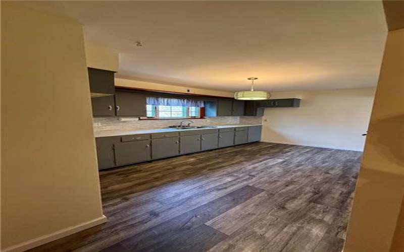 805 Mount Aetna Blvd, Connellsville, 15425, 3 Bedrooms Bedrooms, ,1.1 BathroomsBathrooms,Residential,For Sale,Mount Aetna Blvd,1696509