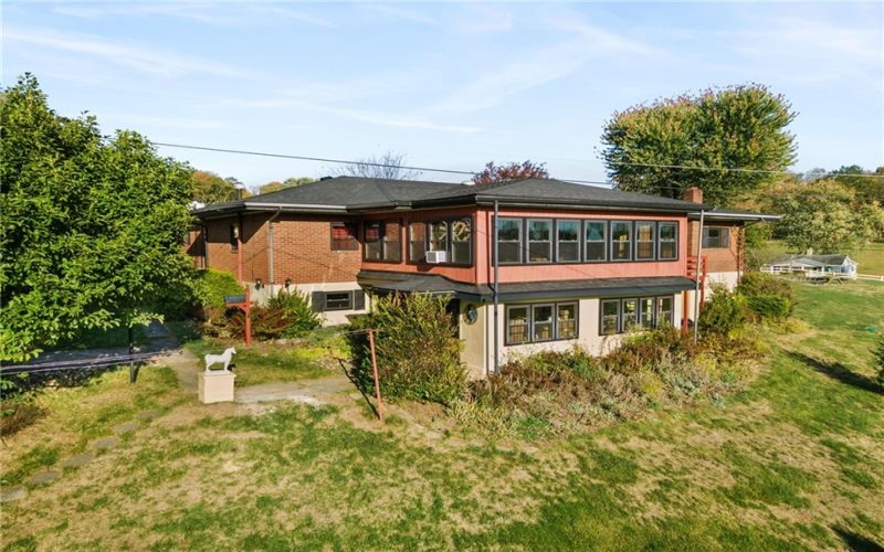 9 Banahasky Lane, Finleyville, 15332, 4 Bedrooms Bedrooms, 14 Rooms Rooms,2 BathroomsBathrooms,Residential,For Sale,Banahasky Lane,1696526