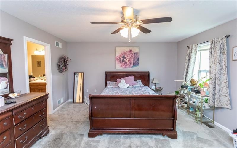 2030 Lexington Dr, Connellsville, 15425, 3 Bedrooms Bedrooms, 6 Rooms Rooms,2.1 BathroomsBathrooms,Residential,For Sale,Lexington Dr,1696536