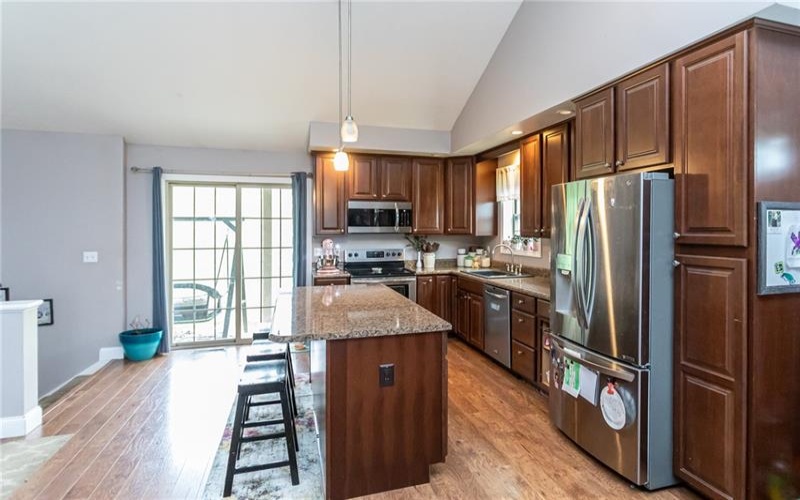 2030 Lexington Dr, Connellsville, 15425, 3 Bedrooms Bedrooms, 6 Rooms Rooms,2.1 BathroomsBathrooms,Residential,For Sale,Lexington Dr,1696536