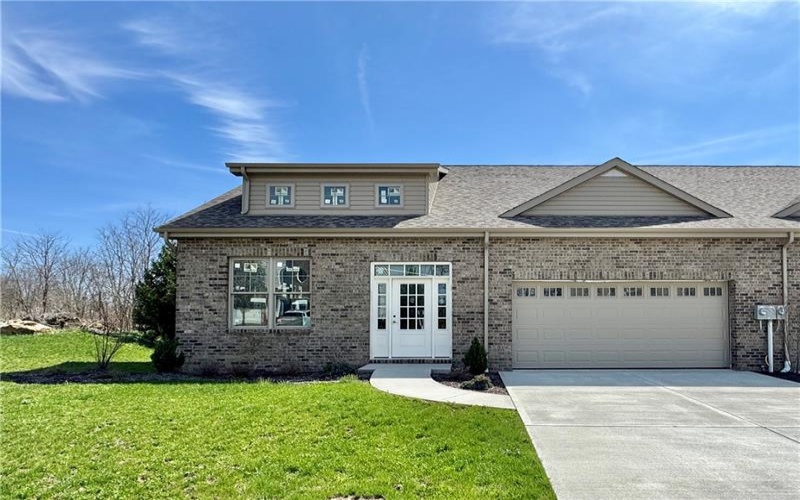1126 Bayberry Dr, Canonsburg, 15317, 2 Bedrooms Bedrooms, 6 Rooms Rooms,2.1 BathroomsBathrooms,Residential,For Sale,Bayberry Dr,1696545