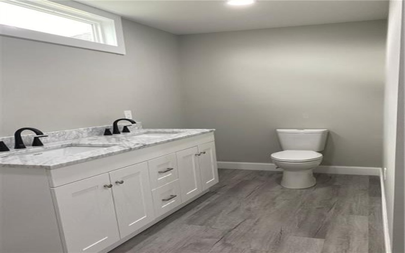423 2nd Street, Donora, 15033, 5 Bedrooms Bedrooms, ,3 BathroomsBathrooms,Residential,For Sale,2nd Street,1696602