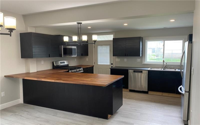423 2nd Street, Donora, 15033, 5 Bedrooms Bedrooms, ,3 BathroomsBathrooms,Residential,For Sale,2nd Street,1696602