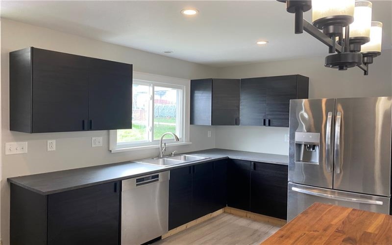 423 2nd Street, Donora, 15033, 5 Bedrooms Bedrooms, ,3 BathroomsBathrooms,Residential,For Sale,2nd Street,1696602