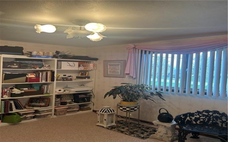 107 Spring Ln, Uniontown, 15401, 3 Bedrooms Bedrooms, 9 Rooms Rooms,3 BathroomsBathrooms,Residential,For Sale,Spring Ln,1696490
