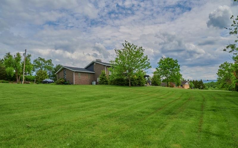 107 Spring Ln, Uniontown, 15401, 3 Bedrooms Bedrooms, 9 Rooms Rooms,3 BathroomsBathrooms,Residential,For Sale,Spring Ln,1696490