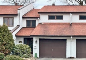 803 Casa Vita Dr, Greensburg, 15601, 2 Bedrooms Bedrooms, 8 Rooms Rooms,2.1 BathroomsBathrooms,Residential,For Sale,Casa Vita Dr,1688104