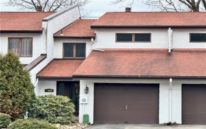 803 Casa Vita Dr, Greensburg, 15601, 2 Bedrooms Bedrooms, 8 Rooms Rooms,2.1 BathroomsBathrooms,Residential,For Sale,Casa Vita Dr,1688104