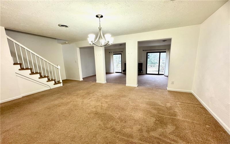 803 Casa Vita Dr, Greensburg, 15601, 2 Bedrooms Bedrooms, 8 Rooms Rooms,2.1 BathroomsBathrooms,Residential,For Sale,Casa Vita Dr,1688104
