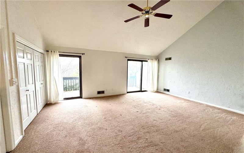 803 Casa Vita Dr, Greensburg, 15601, 2 Bedrooms Bedrooms, 8 Rooms Rooms,2.1 BathroomsBathrooms,Residential,For Sale,Casa Vita Dr,1688104