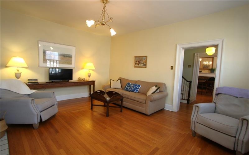 525 W Main Street, Monongahela, 15063, 3 Bedrooms Bedrooms, 11 Rooms Rooms,1.1 BathroomsBathrooms,Residential,For Sale,W Main Street,1696487