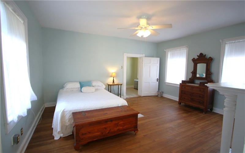 525 W Main Street, Monongahela, 15063, 3 Bedrooms Bedrooms, 11 Rooms Rooms,1.1 BathroomsBathrooms,Residential,For Sale,W Main Street,1696487