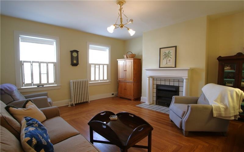 525 W Main Street, Monongahela, 15063, 3 Bedrooms Bedrooms, 11 Rooms Rooms,1.1 BathroomsBathrooms,Residential,For Sale,W Main Street,1696487