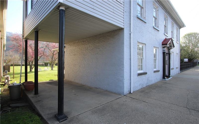 525 W Main Street, Monongahela, 15063, 3 Bedrooms Bedrooms, 11 Rooms Rooms,1.1 BathroomsBathrooms,Residential,For Sale,W Main Street,1696487