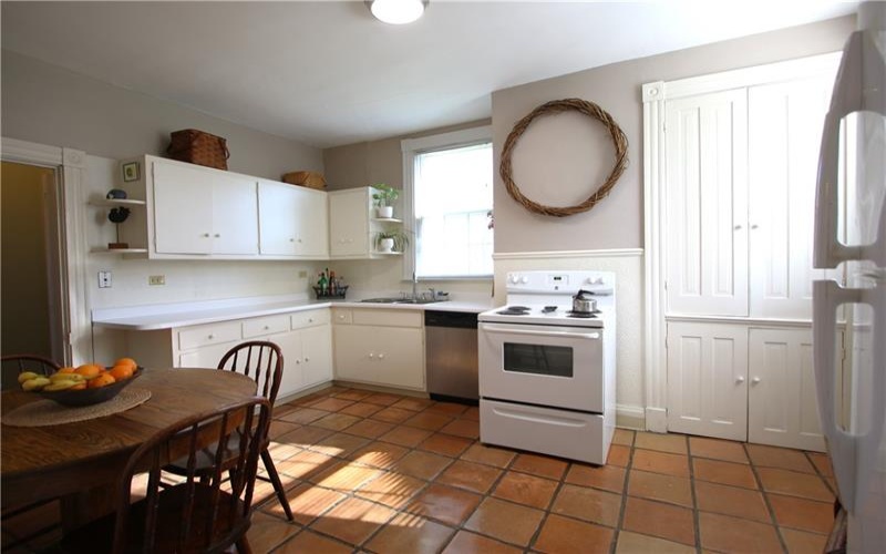525 W Main Street, Monongahela, 15063, 3 Bedrooms Bedrooms, 11 Rooms Rooms,1.1 BathroomsBathrooms,Residential,For Sale,W Main Street,1696487