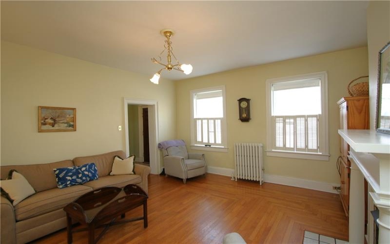 525 W Main Street, Monongahela, 15063, 3 Bedrooms Bedrooms, 11 Rooms Rooms,1.1 BathroomsBathrooms,Residential,For Sale,W Main Street,1696487