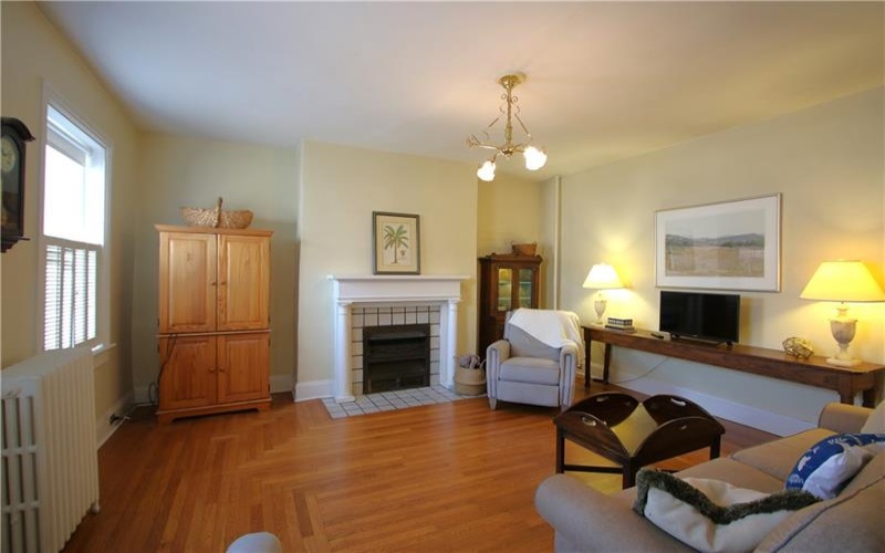 525 W Main Street, Monongahela, 15063, 3 Bedrooms Bedrooms, 11 Rooms Rooms,1.1 BathroomsBathrooms,Residential,For Sale,W Main Street,1696487