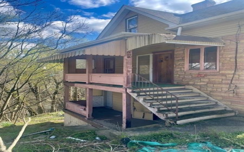 504 Chestnut St, Monessen, 15062, 3 Bedrooms Bedrooms, ,Residential,For Sale,Chestnut St,1696626