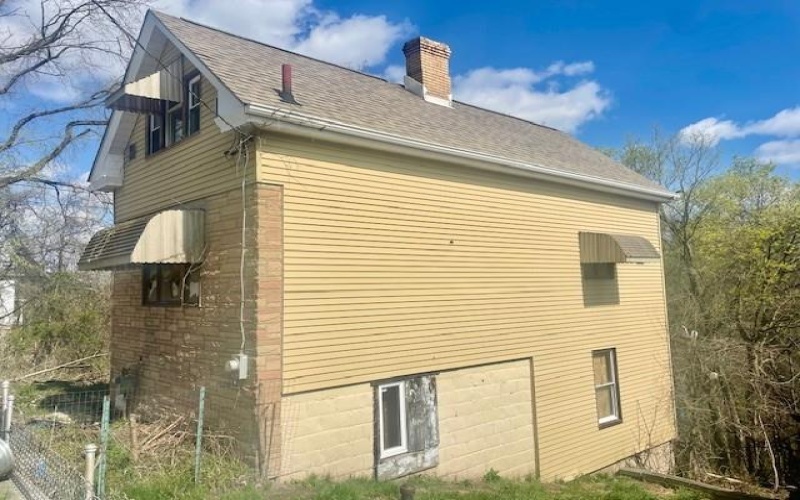 504 Chestnut St, Monessen, 15062, 3 Bedrooms Bedrooms, ,Residential,For Sale,Chestnut St,1696626