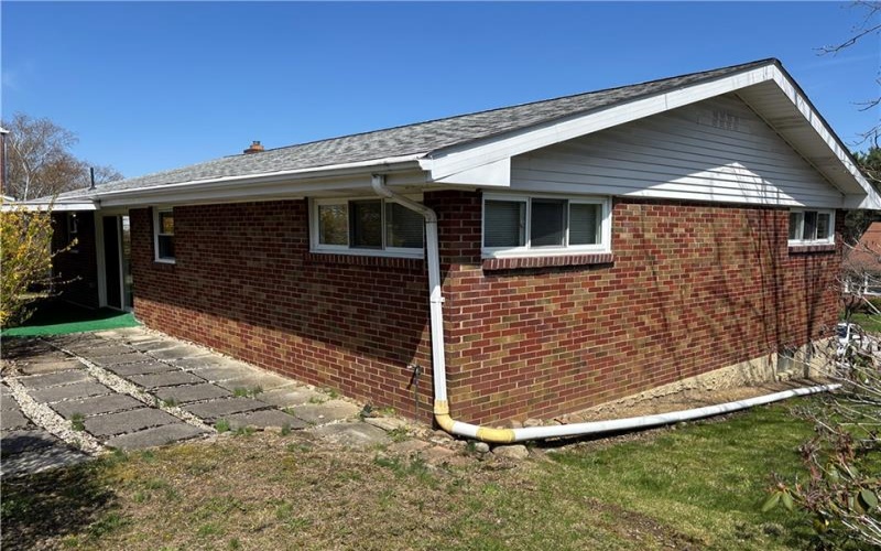4552 Lincoln Avenue, Jeannette, 15644, 3 Bedrooms Bedrooms, 8 Rooms Rooms,1 BathroomBathrooms,Residential,For Sale,Lincoln Avenue,1696642