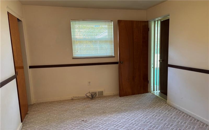4552 Lincoln Avenue, Jeannette, 15644, 3 Bedrooms Bedrooms, 8 Rooms Rooms,1 BathroomBathrooms,Residential,For Sale,Lincoln Avenue,1696642