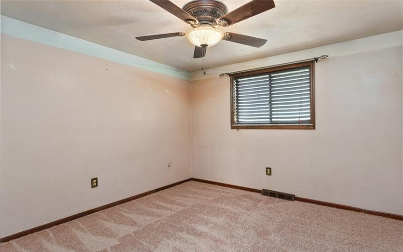 1671 Van Kirk Road, Sutersville, 15083, 3 Bedrooms Bedrooms, ,1.1 BathroomsBathrooms,Residential,For Sale,Van Kirk Road,1696650