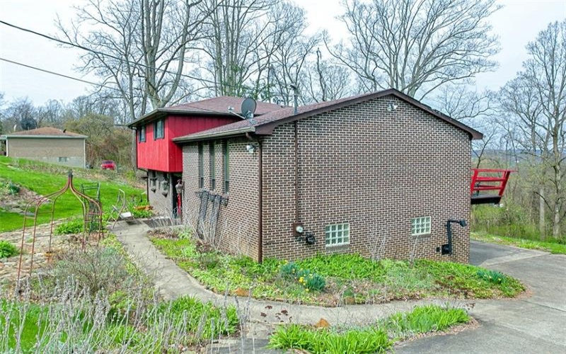 1671 Van Kirk Road, Sutersville, 15083, 3 Bedrooms Bedrooms, ,1.1 BathroomsBathrooms,Residential,For Sale,Van Kirk Road,1696650
