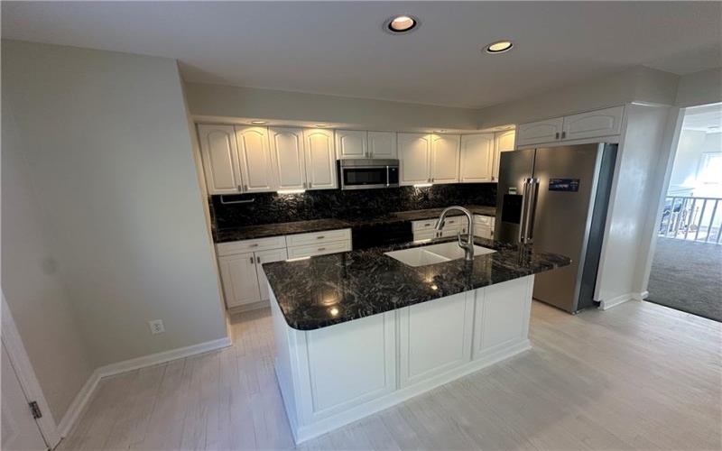 107 Fairway Landings Drive, Canonsburg, 15317, 2 Bedrooms Bedrooms, ,2.2 BathroomsBathrooms,Residential,For Sale,Fairway Landings Drive,1696653