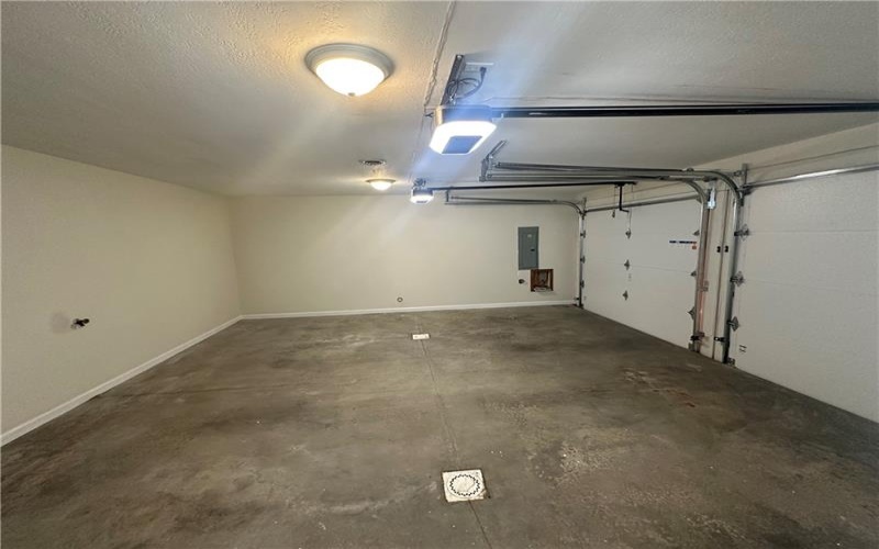 107 Fairway Landings Drive, Canonsburg, 15317, 2 Bedrooms Bedrooms, ,2.2 BathroomsBathrooms,Residential,For Sale,Fairway Landings Drive,1696653
