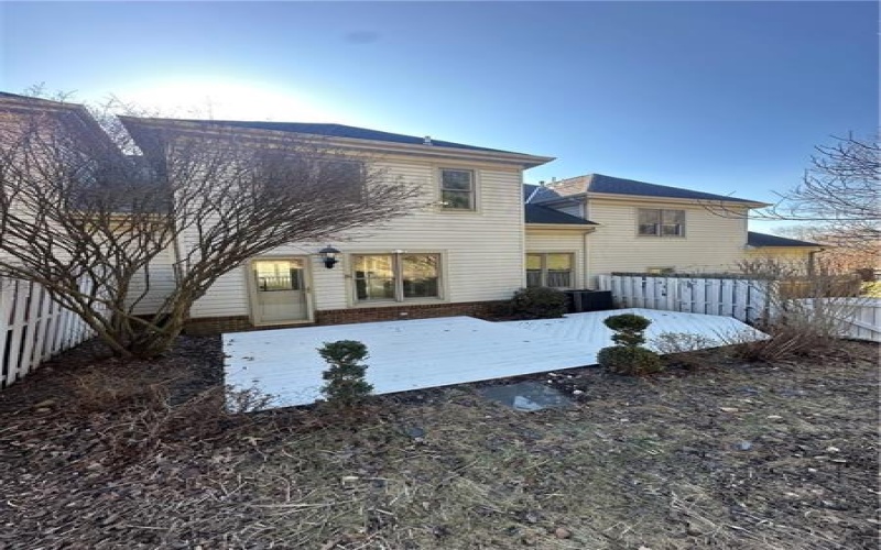 107 Fairway Landings Drive, Canonsburg, 15317, 2 Bedrooms Bedrooms, ,2.2 BathroomsBathrooms,Residential,For Sale,Fairway Landings Drive,1696653
